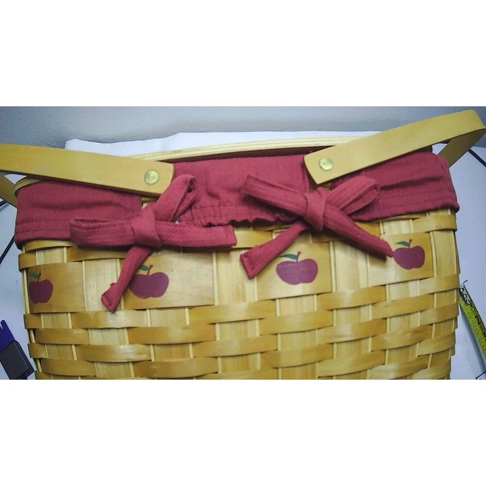Vintage Longaberger Basket w/Apple Motif Lid, Handles, Fabric Liner 12x8x8.5